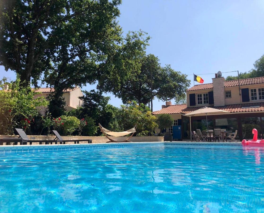 Maison Charmante Avec Piscine Privee A Saint-Georges-De-Pointindouxc Exteriör bild